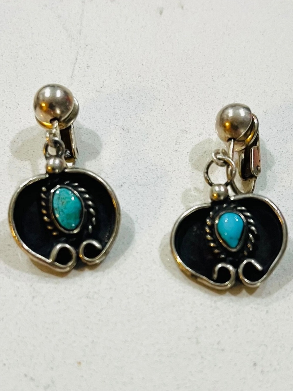 VTG 1950s Sterling Silver - NAVAJO Turquoise Screw-Back Earrings Stunning Patina